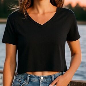 Active Basic Goth Normcore E-girl Baddie V-Neck Short Sleeve Crop Top